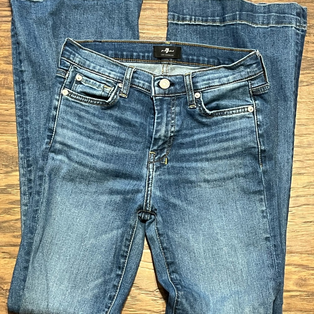 Seven7 Women's Straight Leg Blue Jeans